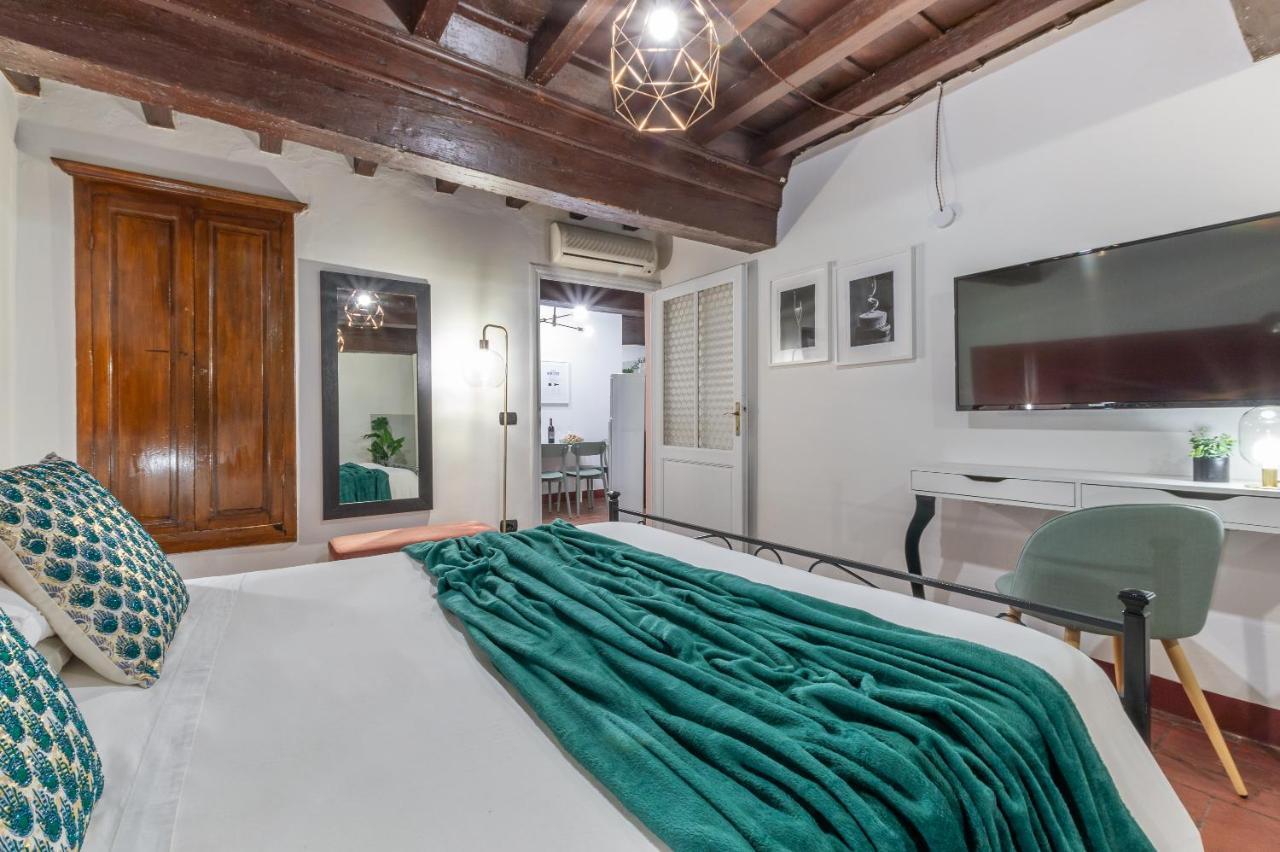Wine Apartments Florence Ciliegiolo エクステリア 写真